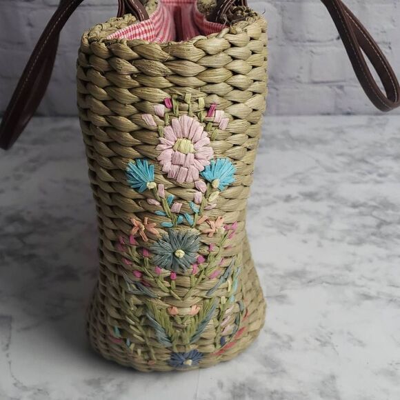 Butterfly Corn Husk Butterfly Bag - Picture 12 of 16